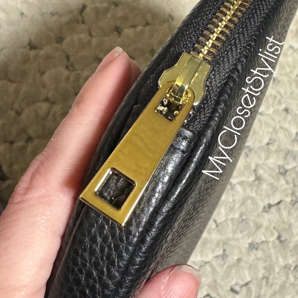 NEW! BANDOLIER Rare Black Pebbled Leather Round Purse! Gold - Picture 4 of 5